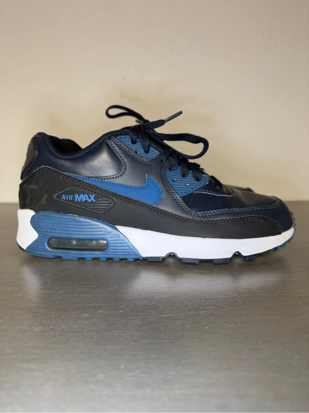 Nike Air Max 90 Leather Sneakers Youth 7Y 833412-402 Navy Blue
